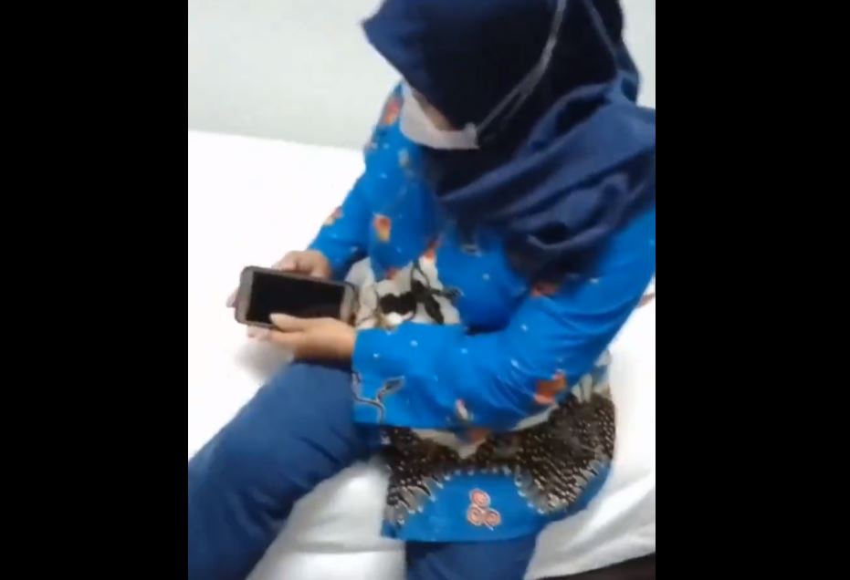 Guru Sekolah Asik Main Sama Suami Orang Di Hotel